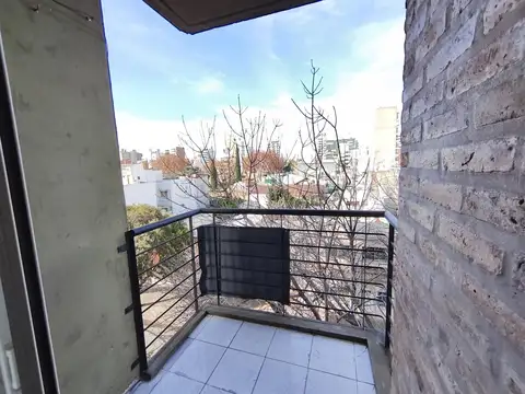Departamento en Alquiler en Echesortu, $ 415.000