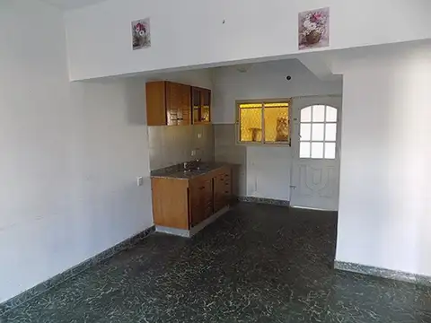 Casa en Venta en Villa Santos Tesei, USD 135.000