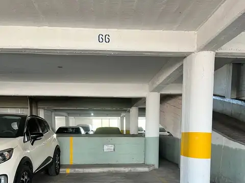 VENTA DE COCHERAS EN EL CENTRO FRENTE A EPEC