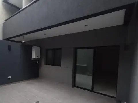 Departamento 2 ambientes con patio en Miller 3085 Villa Urquiza