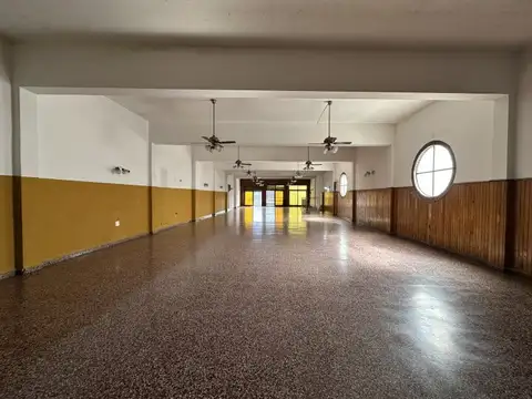 Local en Alquiler 46 años