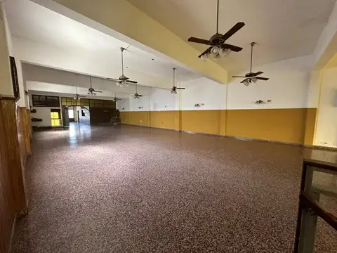 Local en Alquiler en Bernal Oeste, $ 1.500.000