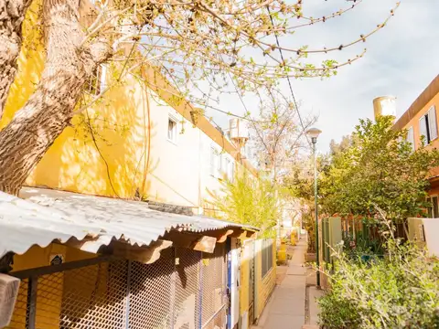 Depto Tipo Casa en Venta de 6 ambientes