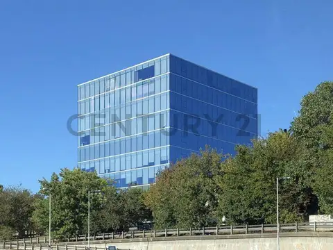 Oficina AAA en Vte López con excelente acceso en VENTA