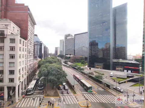 Excelente piso de oficinas en 5to piso super luminosa, de gran categoría en Edificio Proa