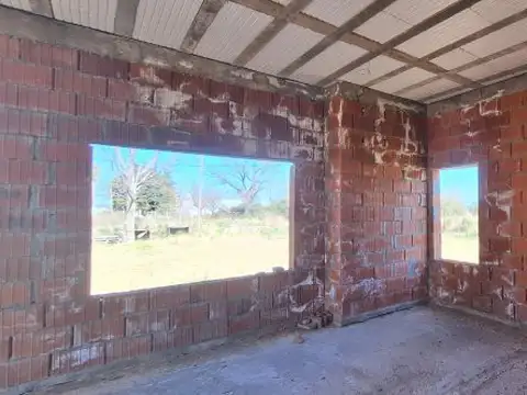 Ramón Carrillo y Laureano Maradona , Piso 0