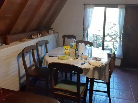 Alameda 207 e/ 303 Bis y 304