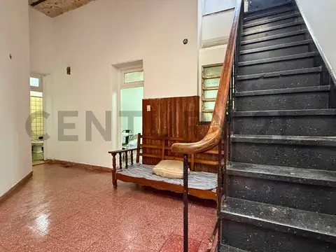 Venta Casa de 3 Dormitorios con cochera en Arroyito, Rosario