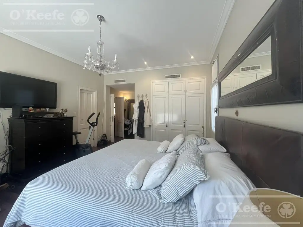 Casa en venta de estilo francés de cinco ambientes en Abril Club de Campo - Apto Credito - Foto 34