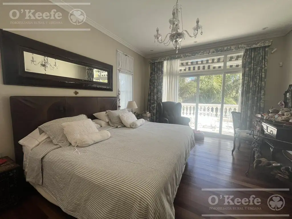 Casa en venta de estilo francés de cinco ambientes en Abril Club de Campo - Apto Credito - Foto 32