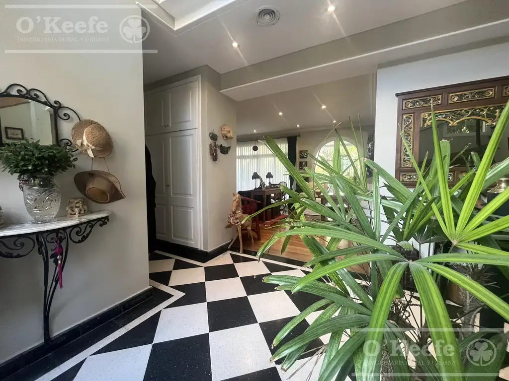 Casa en Venta en Abril Club De Campo