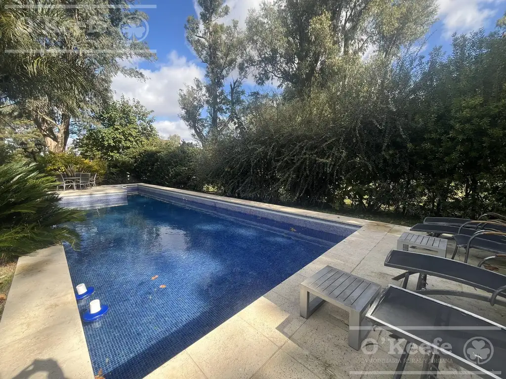 Casa en venta de estilo francés de cinco ambientes en Abril Club de Campo - Apto Credito - Foto 53