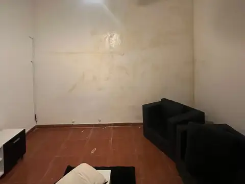 Depto Tipo Casa 6 ambientes con 2 baños