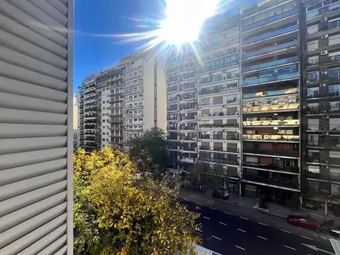 VENTA SEMIPISO 4 AMBIENTE MAS DEPENDENCIA RECOLETA