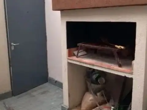 Depto Tipo Casa 3 ambientes con 2 baños