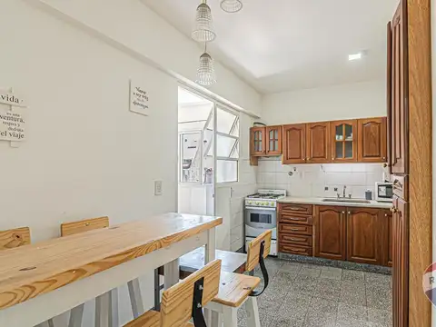 MEDRANO e/CORDOBA Y CABRERA 1000