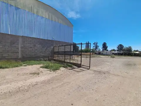 Arturo Gonzalez y Lateral Acceso Este