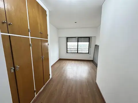 Departamento 4 ambientes con 3 baños