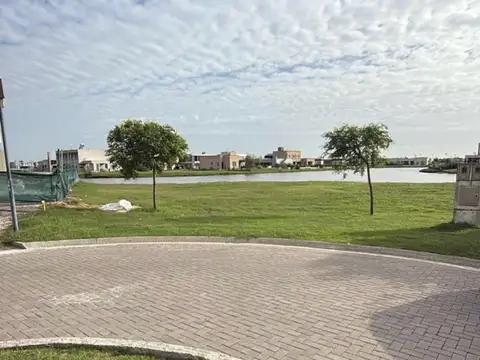 Terreno en Venta de 742,0 m2