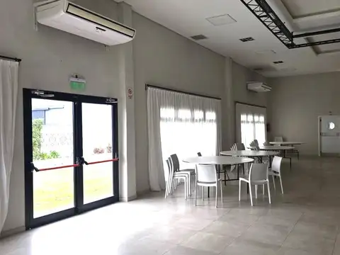 SALÓN DE USOS MÚLTIPLES EN VENTA - CAÑUELAS