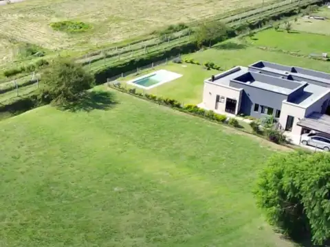 Oportunidad. Lote en Venta en San Sebastián. Área 1