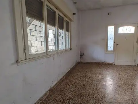 Venta PH 3amb-aRefaccionar-Gran lote-Billinghurst