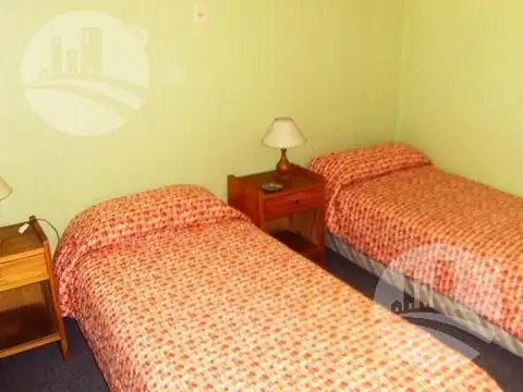 Hotel 12 hab. 2*