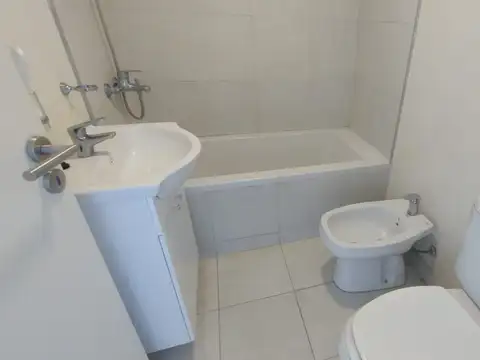 Departamento en Venta en Pilar Centro, USD 68.000