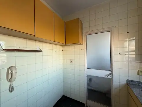 Departamento en Alquiler en Parque Chacabuco, $ 600.000