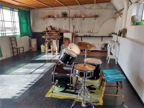 Depto Tipo Casa en Venta 80 años