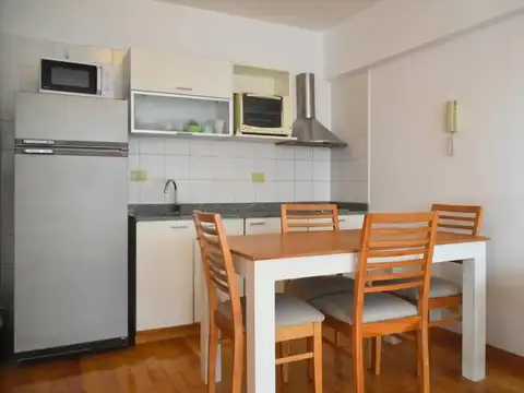 Tomás A. Le Bretón 4900, Piso 4
