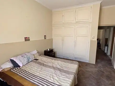 Casa 5 ambientes con 1 baño