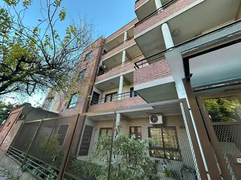 Departamento en Alquiler en Moron, $ 420.000