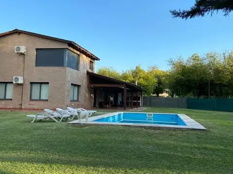 Casa en Venta Country Altos del Chateau | 3 habitaciones - Pileta - Playroom