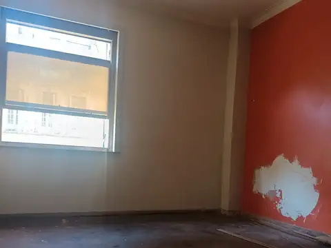 Oficina en Alquiler en Balvanera, $ 245.000