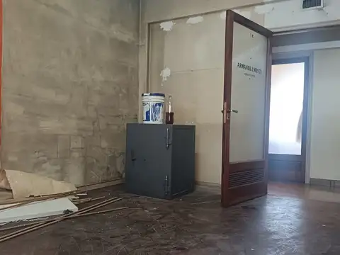 Oficina en Alquiler 101 años
