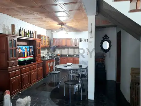 CASA A LA VENTA EN CITY BELL