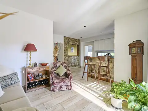 Depto Tipo Casa en Venta de 4 ambientes