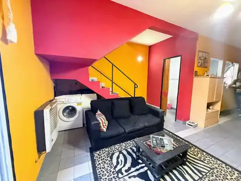 Depto Tipo Casa 4 ambientes con 1 baño