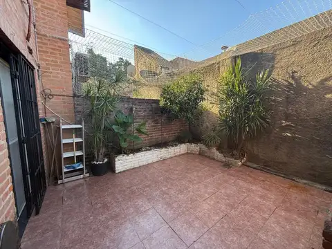 Depto Tipo Casa en Venta 23 años
