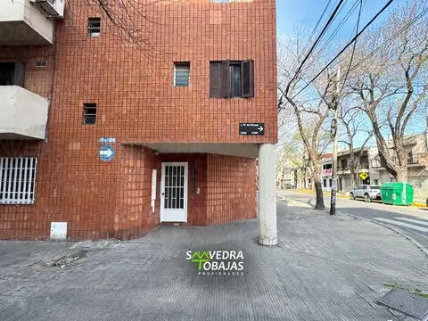 Juan Manuel De Rosas 2295 , Piso pb