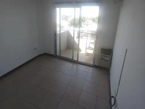 Dpto de 1 Dormitorio con terraza propia y balcón