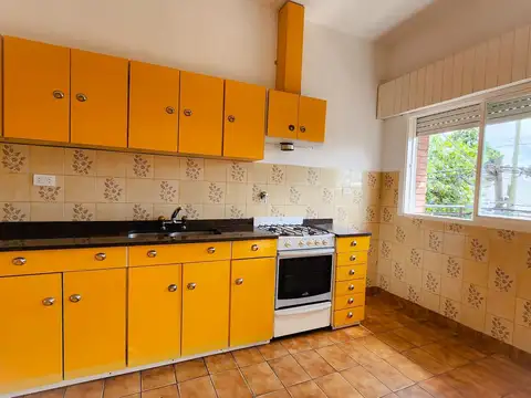 Depto Tipo Casa en Alquiler de 3 dormitorios