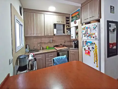Depto Tipo Casa 2 ambientes con 1 baño