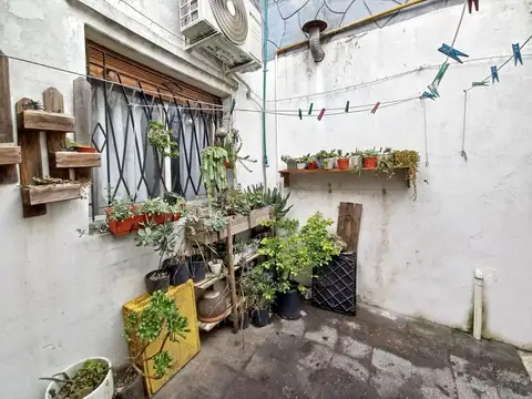 Depto Tipo Casa en Venta de 2 ambientes