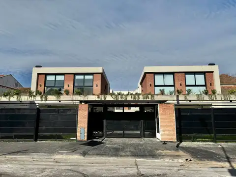 Gdor Luis Monteverde 800