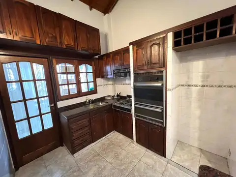 Depto Tipo Casa en Alquiler de 3 ambientes