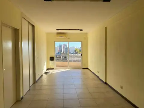 MONOAMBIENTE 37 m² BALCON - PISO 9, GIMNASIO Y TZA