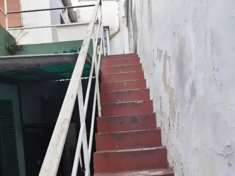 Agrelo 3600, Piso 1