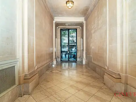 Edificio de oficinas de excelente categorias